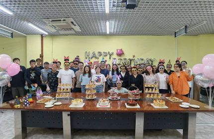 Nubway held the third quarter group birthday party!